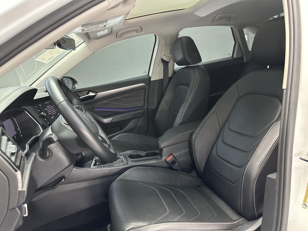 Volkswagen Jetta SEL 2024