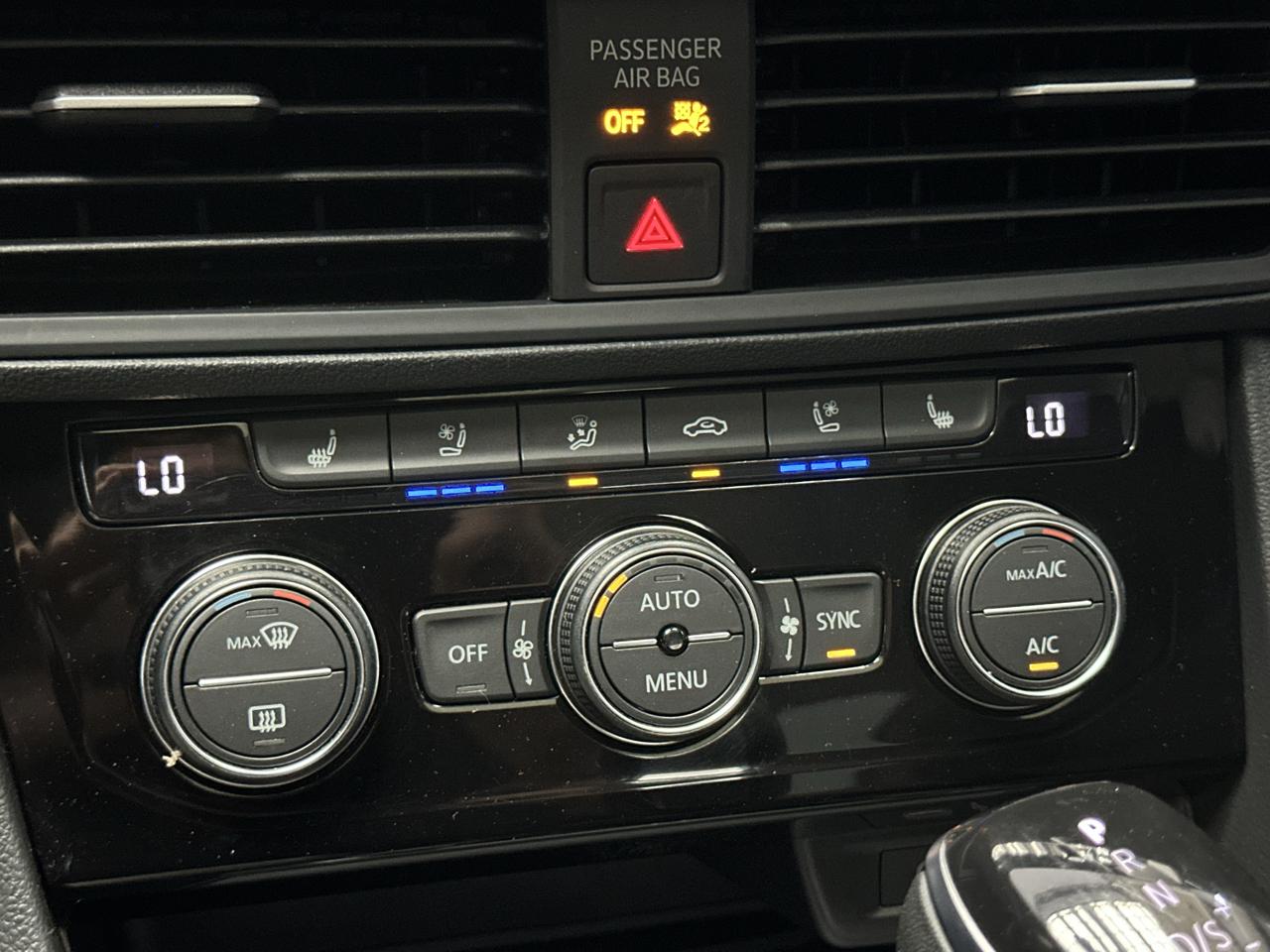 Volkswagen Jetta SEL 2024