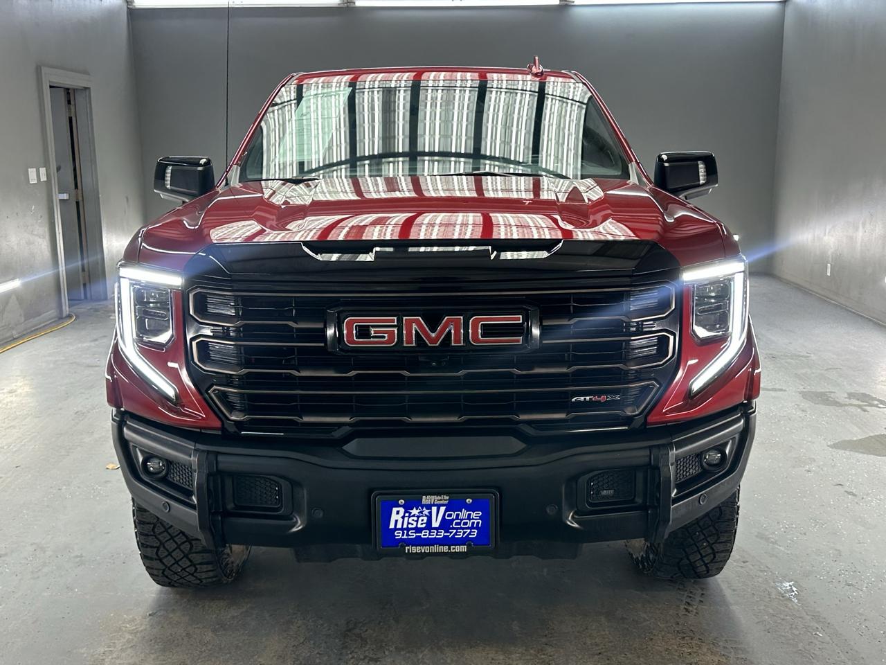 GMC Sierra 1500 AT4X Crew Cab 4WD 2024