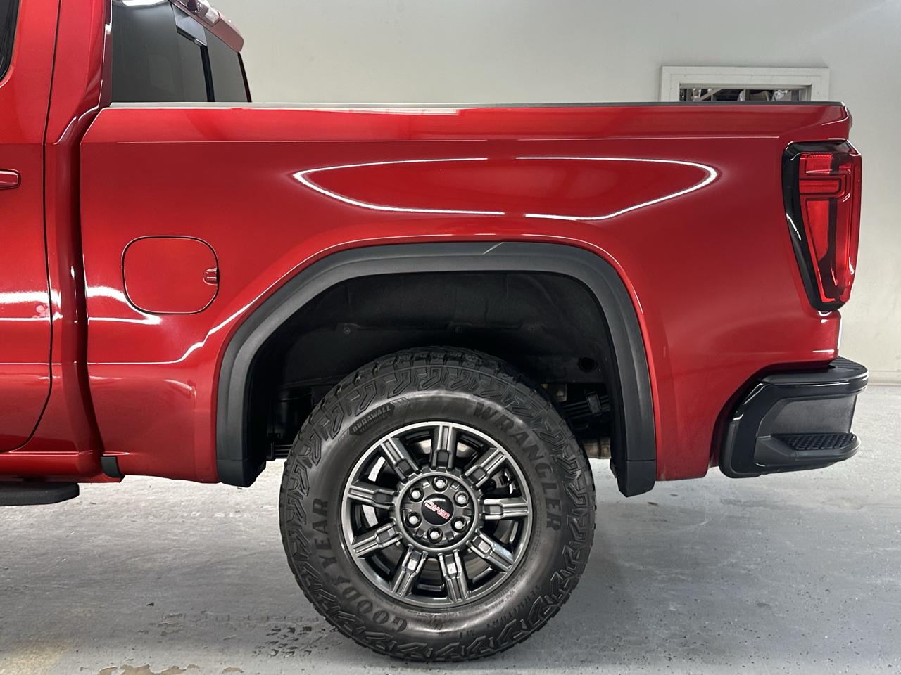 GMC Sierra 1500 AT4X Crew Cab 4WD 2024