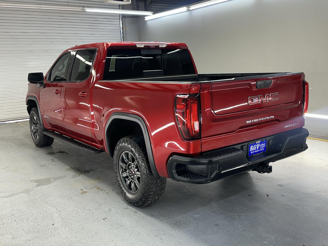 GMC Sierra 1500 AT4X Crew Cab 4WD 2024