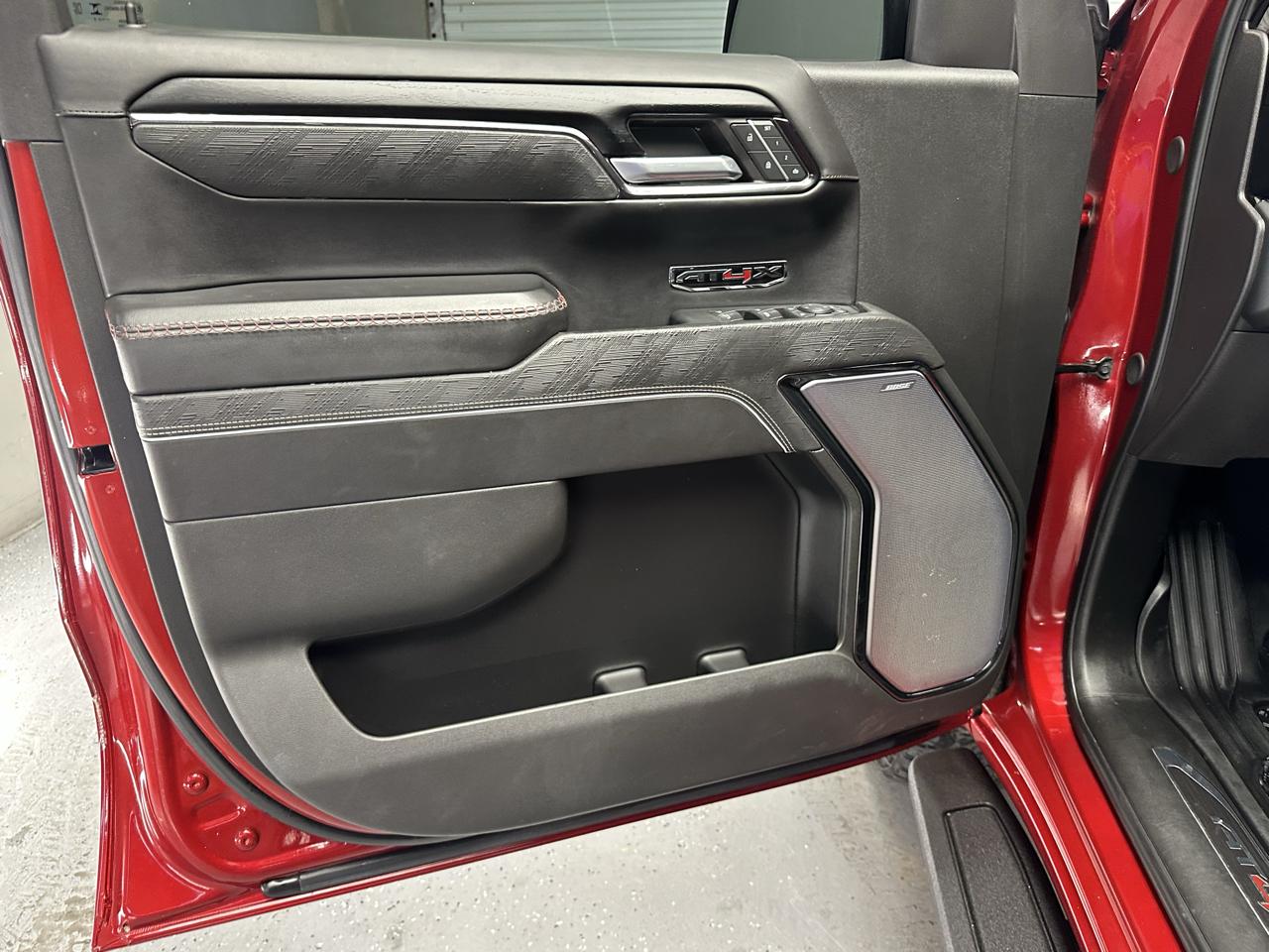 GMC Sierra 1500 AT4X Crew Cab 4WD 2024