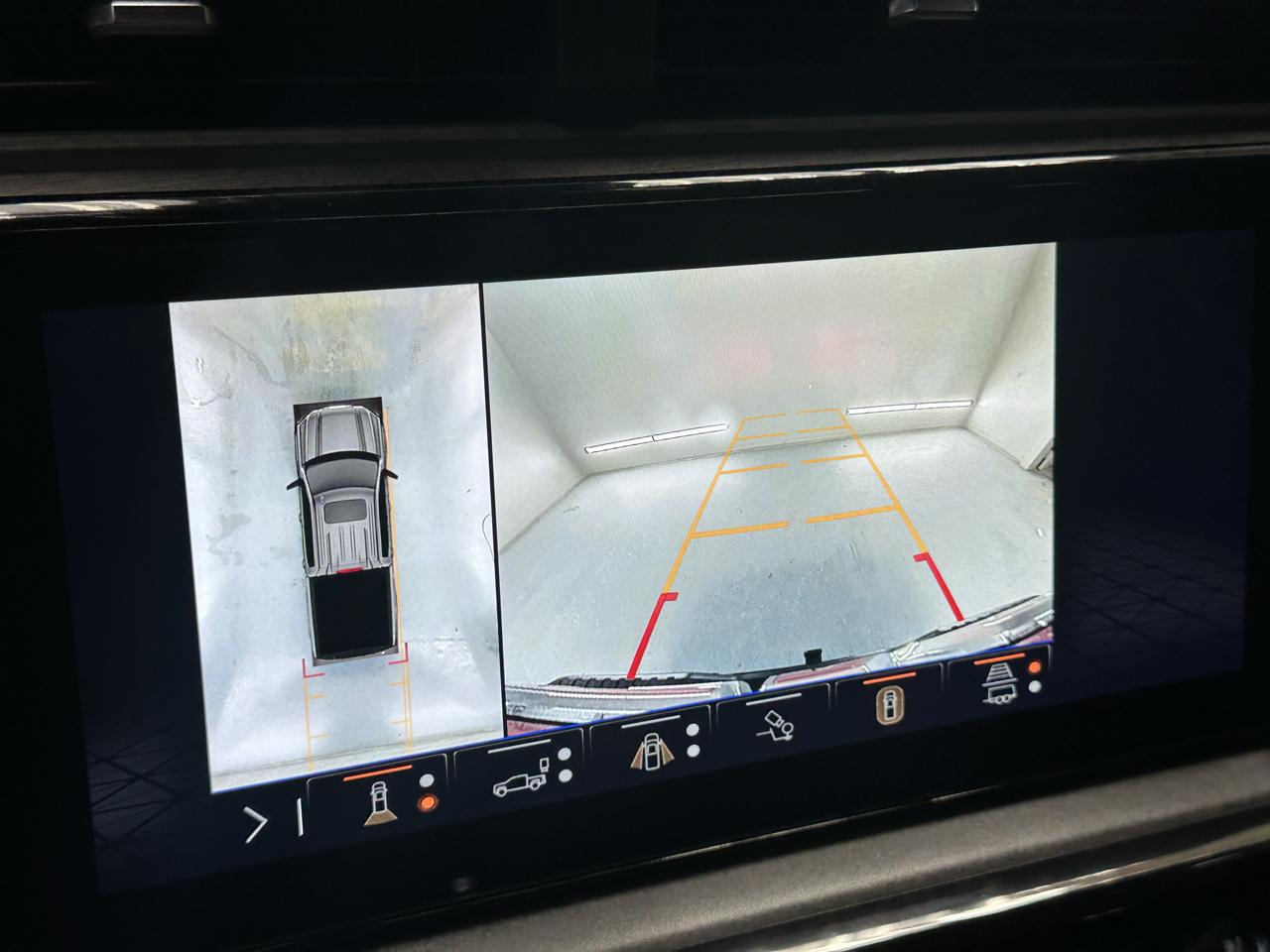 GMC Sierra 1500 AT4X Crew Cab 4WD 2024