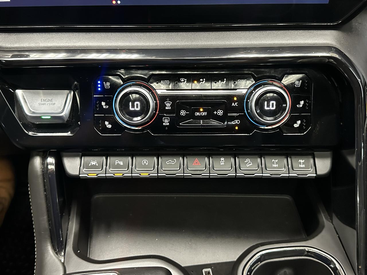 GMC Sierra 1500 AT4X Crew Cab 4WD 2024