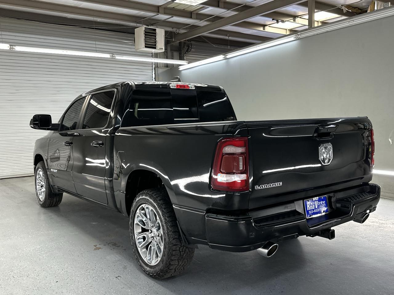 RAM 1500 Laramie Crew Cab 2WD 2024