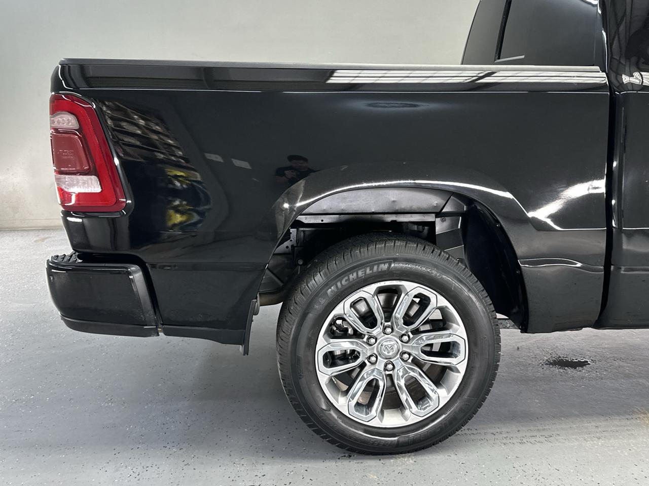RAM 1500 Laramie Crew Cab 2WD 2024