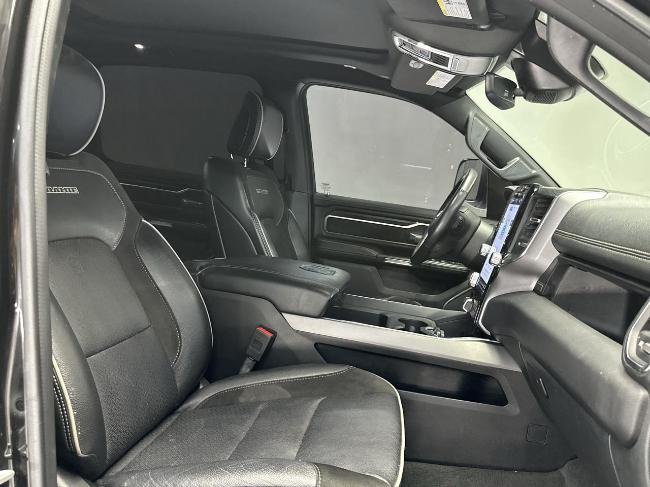 RAM 1500 Laramie Crew Cab 2WD 2024