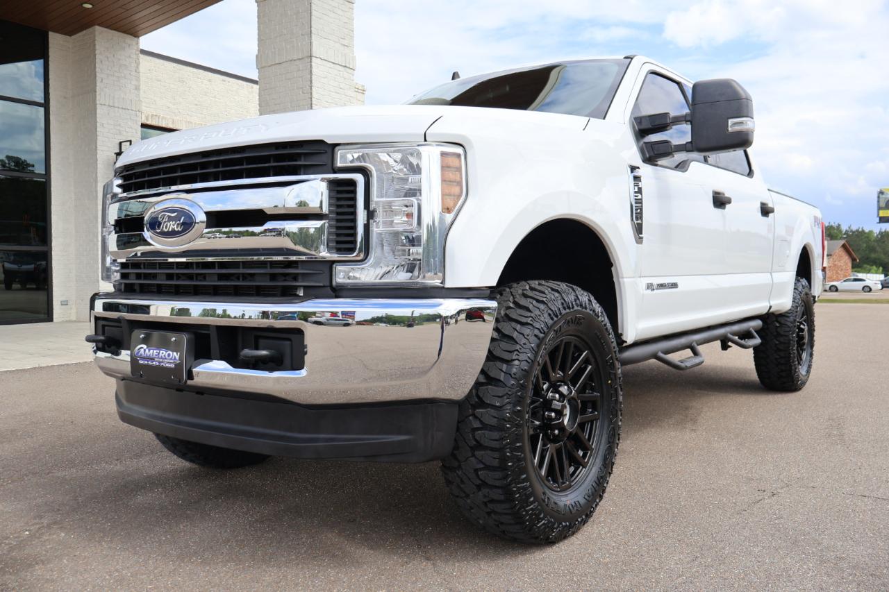 Ford F-250 SD XLT Crew Cab 4WD 2019