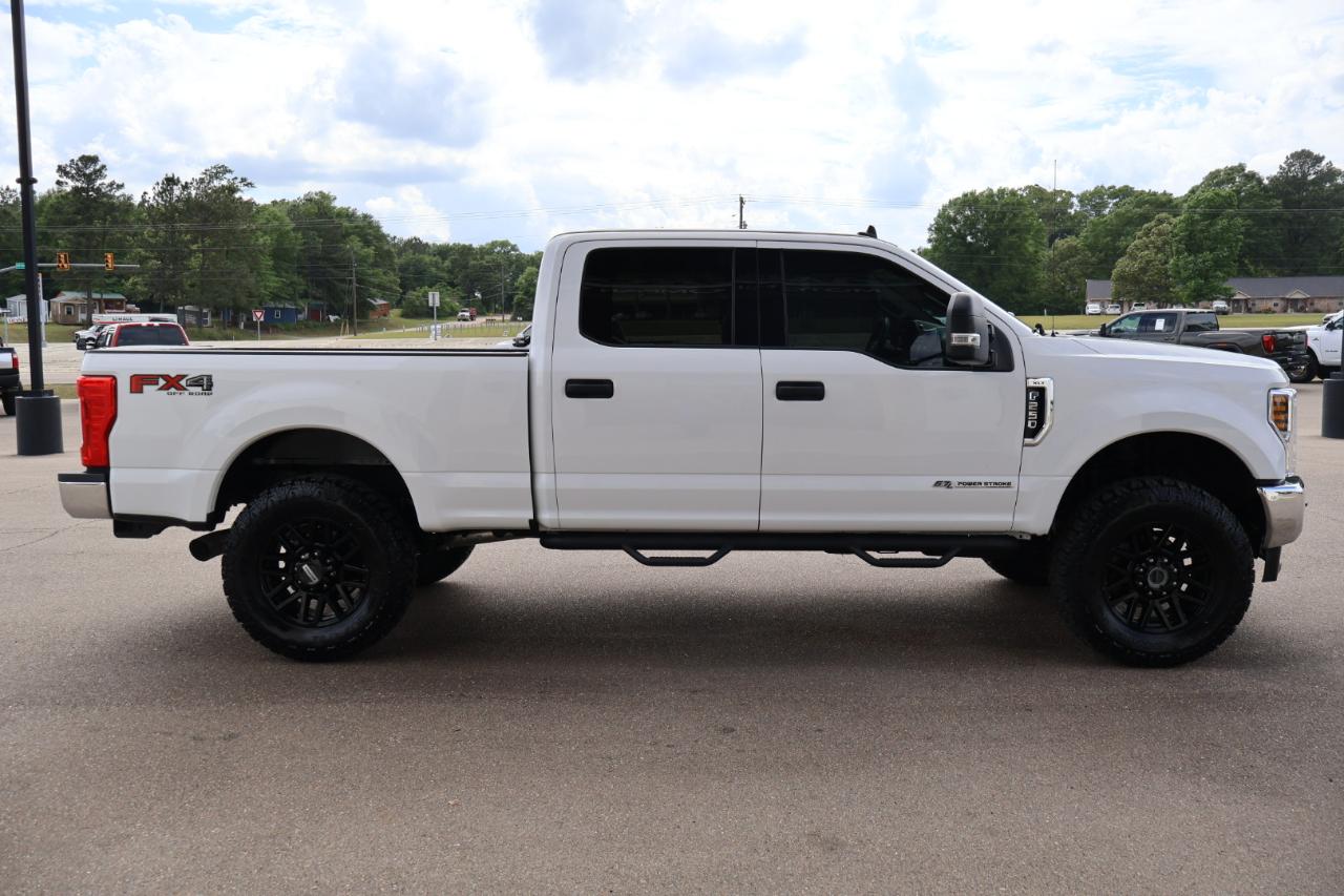 Ford F-250 SD XLT Crew Cab 4WD 2019
