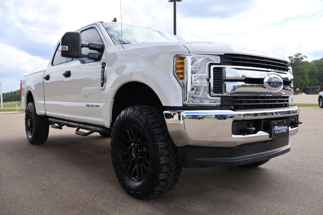 Ford F-250 SD XLT Crew Cab 4WD 2019