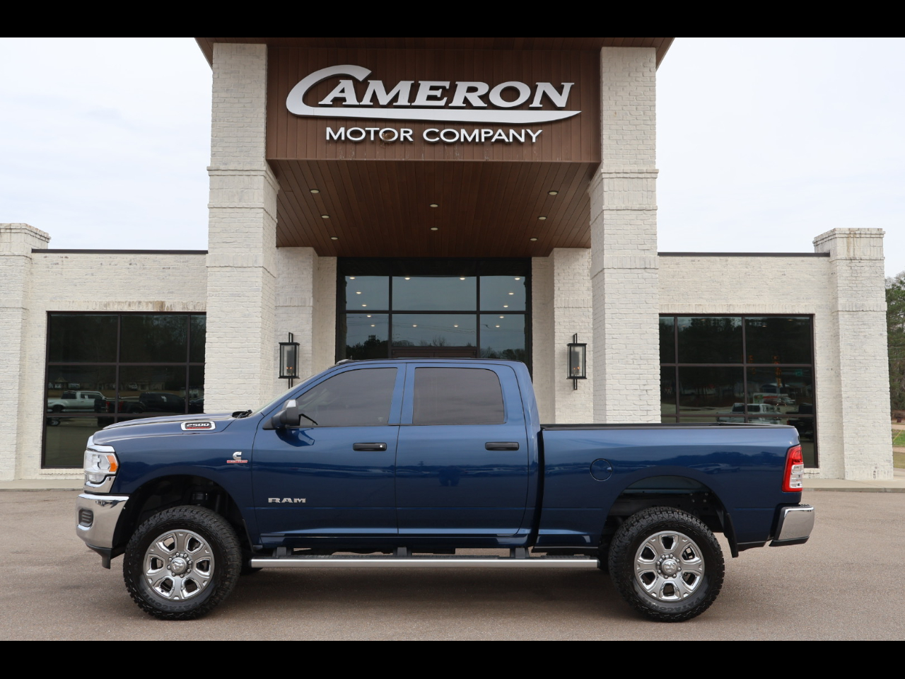 2020 RAM 2500 Tradesman 4x4 Crew Cab 6'4" Box