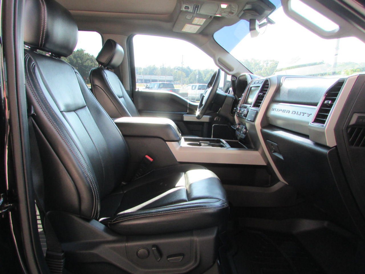 Ford F-250 SD Lariat Crew Cab 4WD 2021 Ford F-250 SD Lariat Crew Cab 4WD 2021