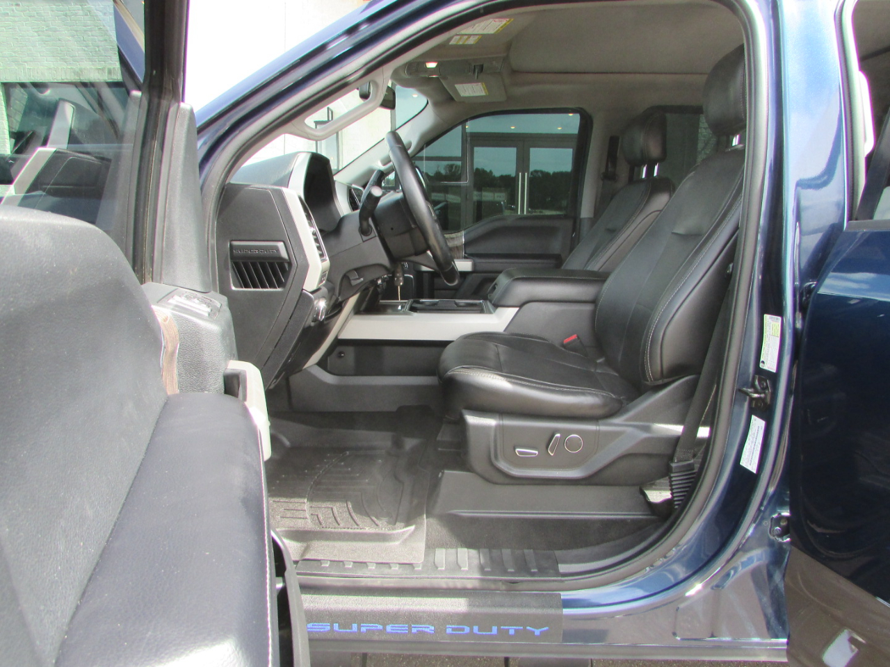 2019 Ford F-350 photo 9