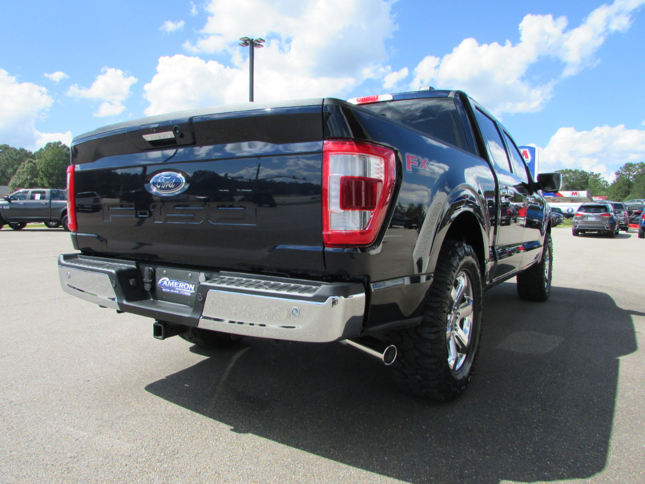 2023 Ford F-150 Lariat photo 3