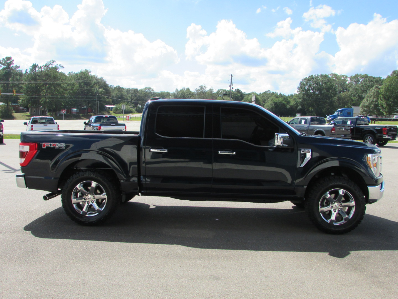 2023 Ford F-150 Lariat photo 4