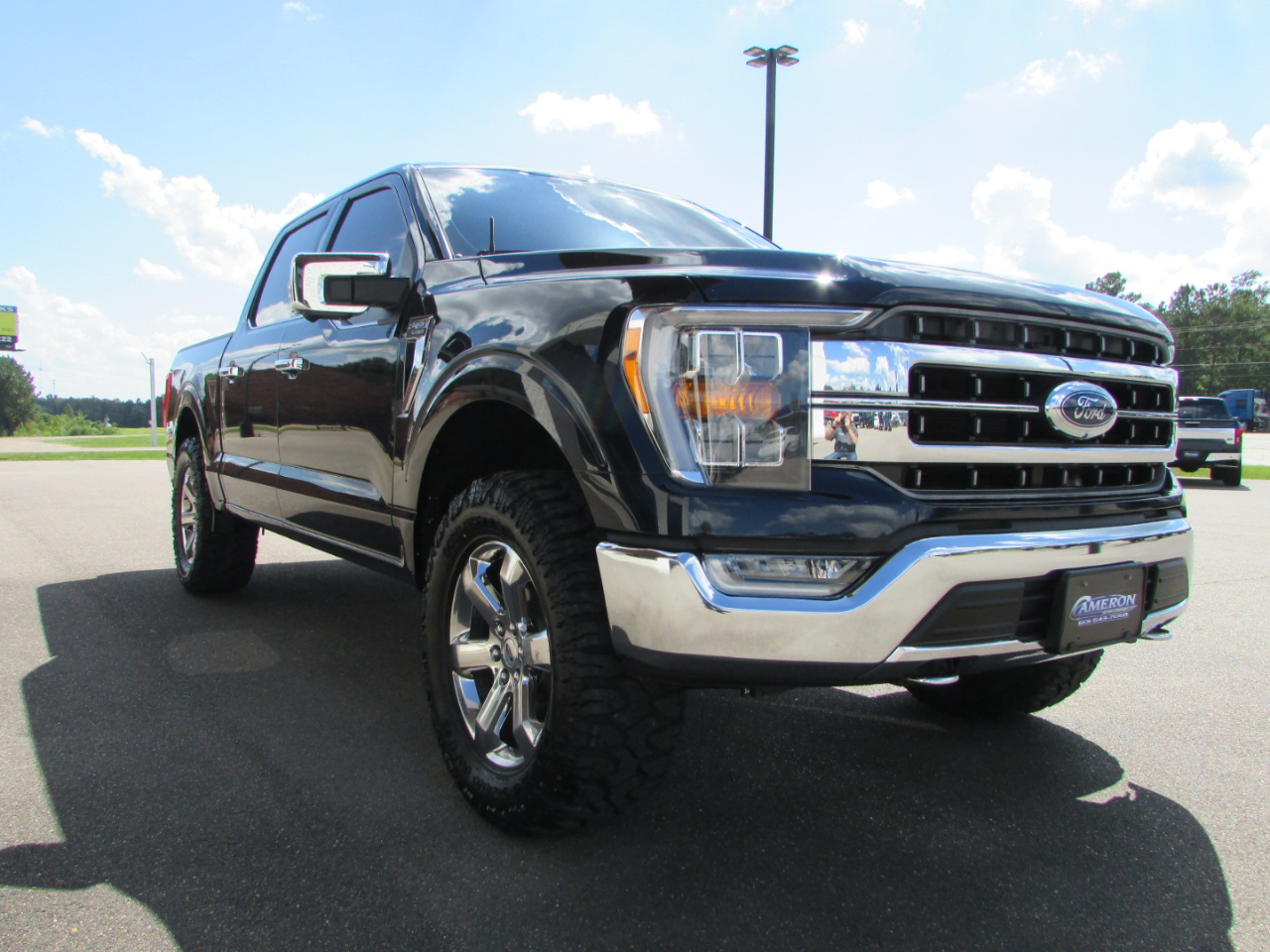 2023 Ford F-150 Lariat photo 5