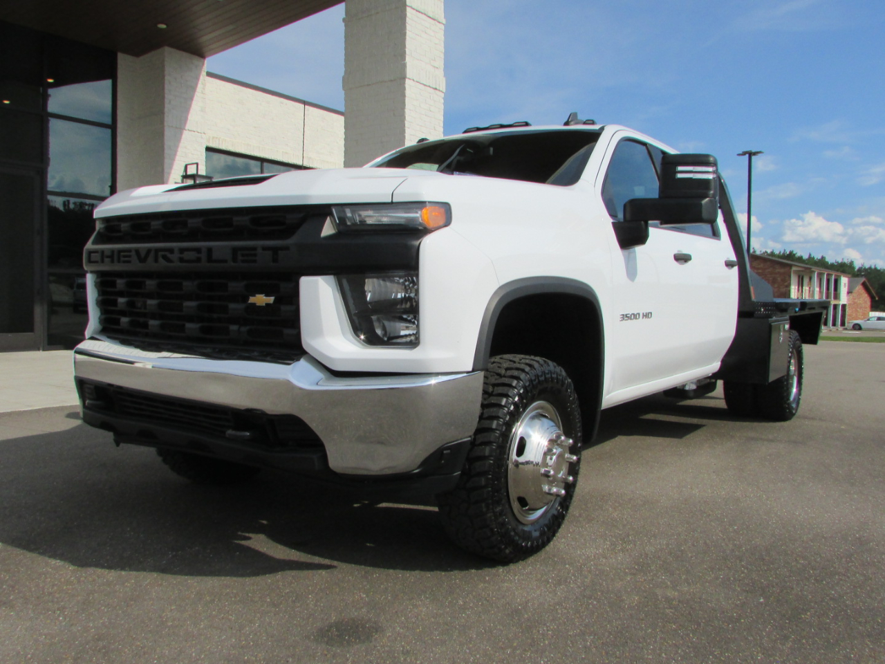 2021 Chevrolet Silverado 3500HD Work Truck photo 2