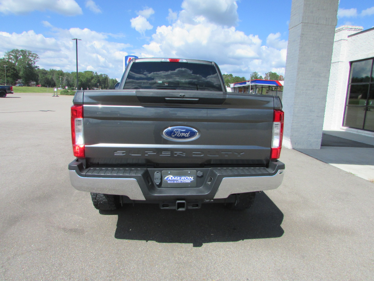 2019 Ford F-250 XLT photo 8