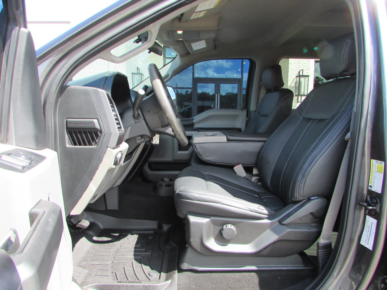 2019 Ford F-250 XLT photo 9