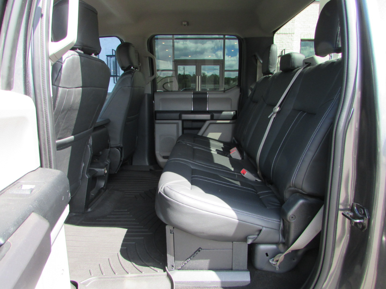2019 Ford F-250 XLT photo 10