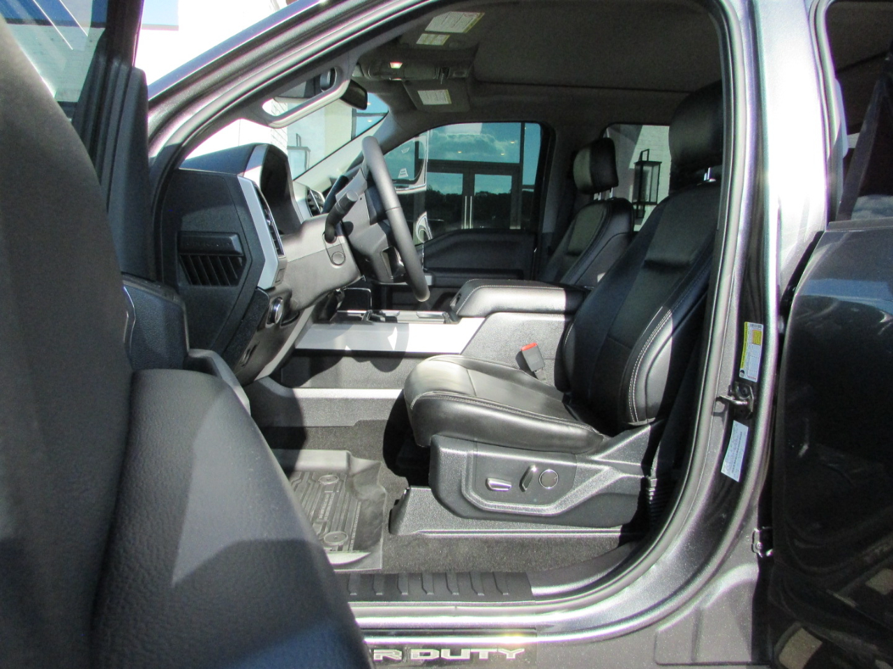 2019 Ford F-250 Lariat photo 5