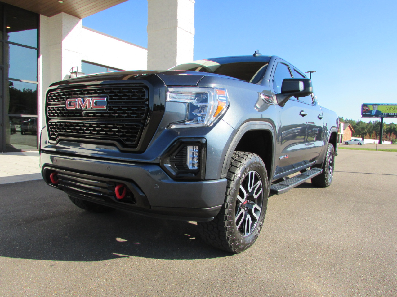 2020 GMC Sierra 1500 4WD Crew Cab 147" AT4