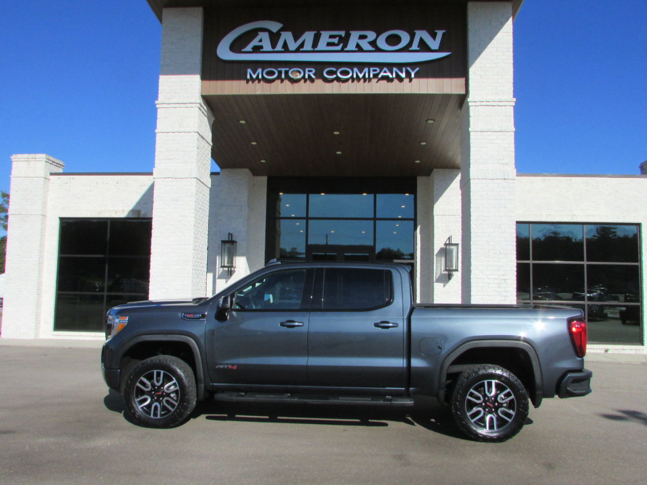 2020 GMC Sierra 1500 4WD Crew Cab 147" AT4