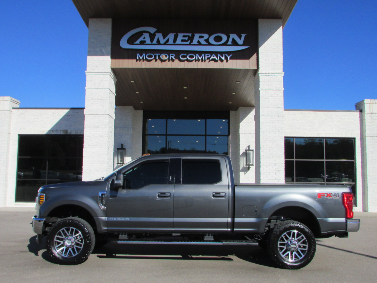 2019 Ford F350SD Lariat Crew Cab 4WD