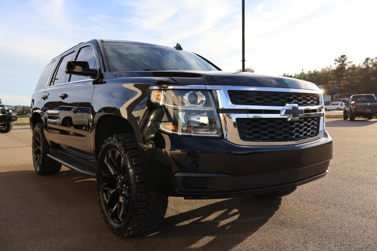 2020 Chevrolet Tahoe LT photo 4