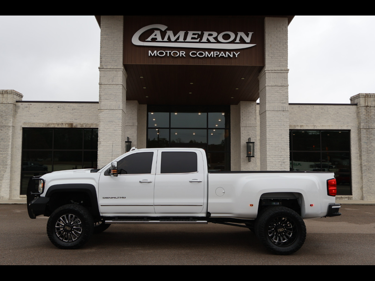 2018 GMC Sierra 3500HD 4WD Crew Cab 167.7" Denali