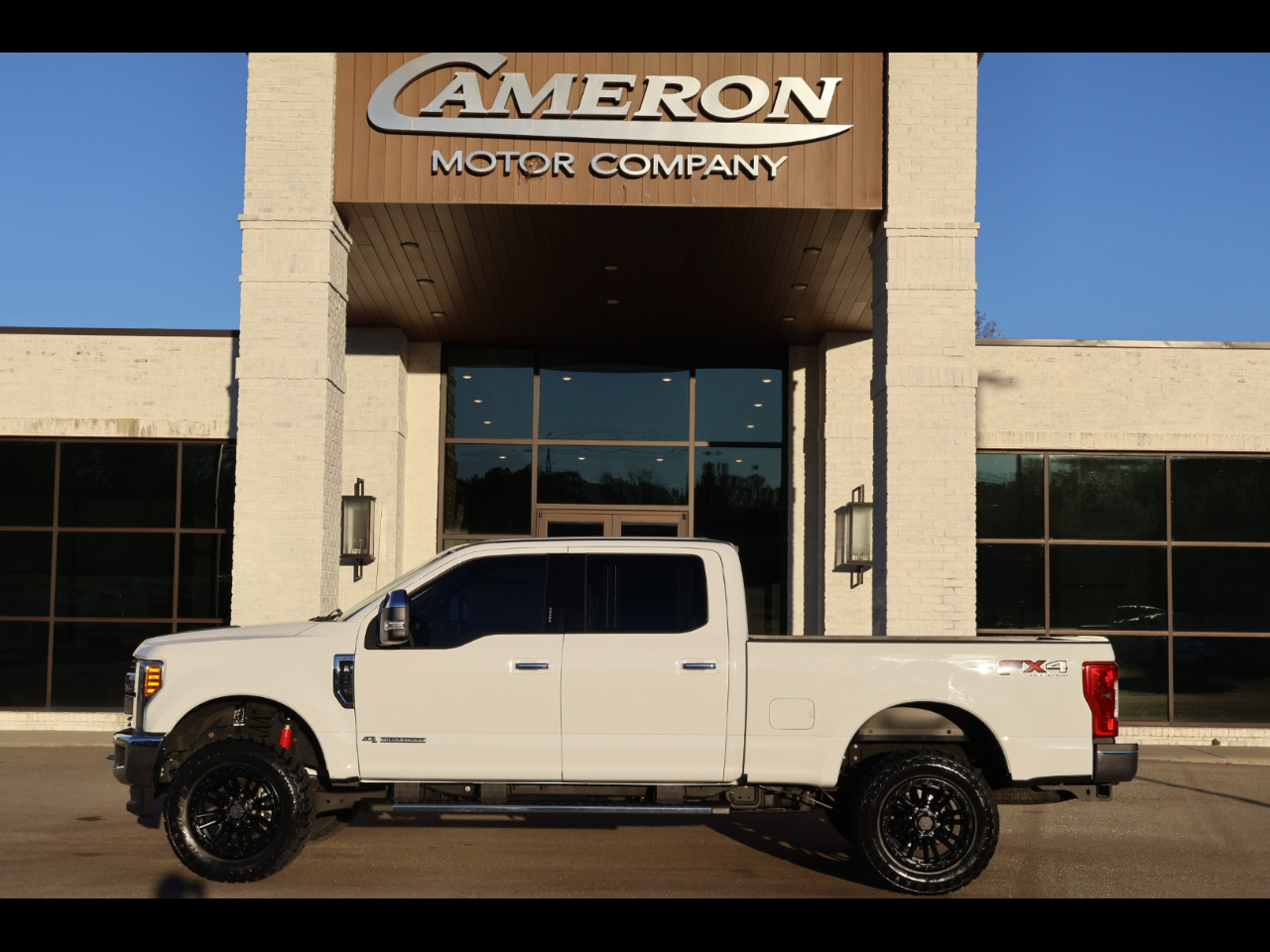 2017 Ford F-250 SD Lariat Crew Cab 4WD