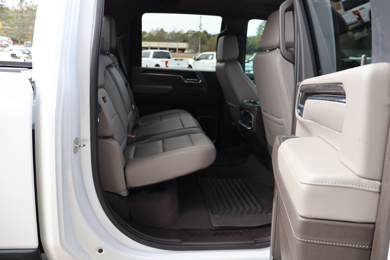 Chevrolet Silverado 3500HD 4WD Crew Cab 159" LTZ 2024