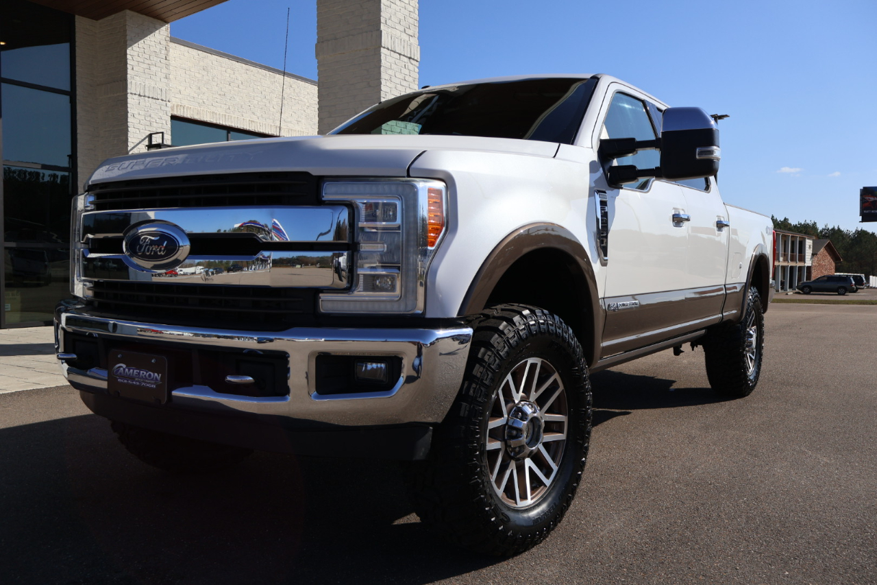 Ford F250SD King Ranch Crew Cab 4WD 2017