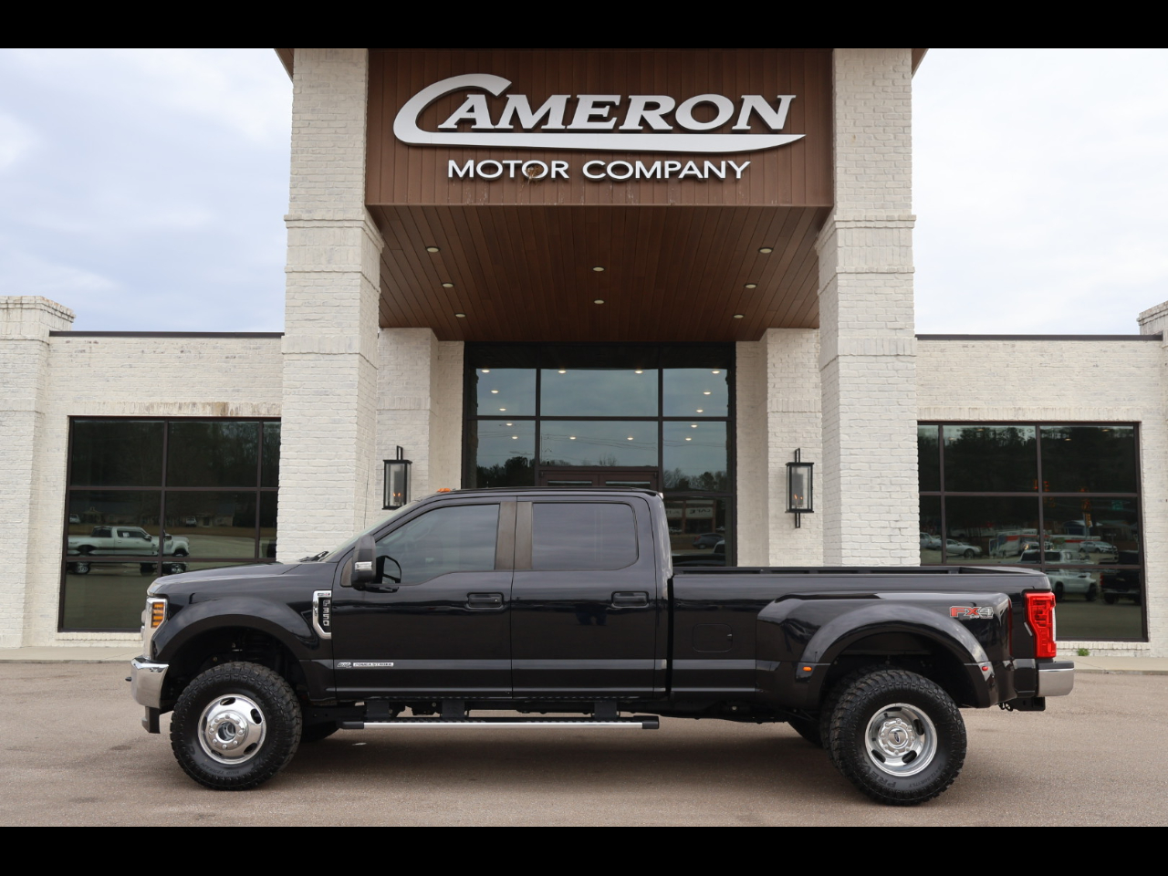 2019 Ford F350SD XL Crew Cab 4WD DRW