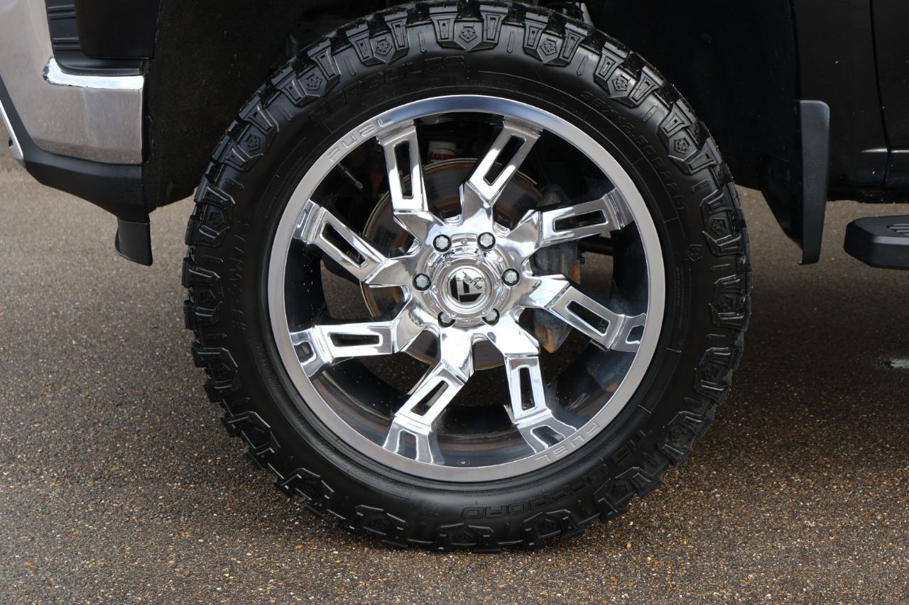 Chevrolet Silverado 1500 4WD Crew Cab 147" LTZ 2021