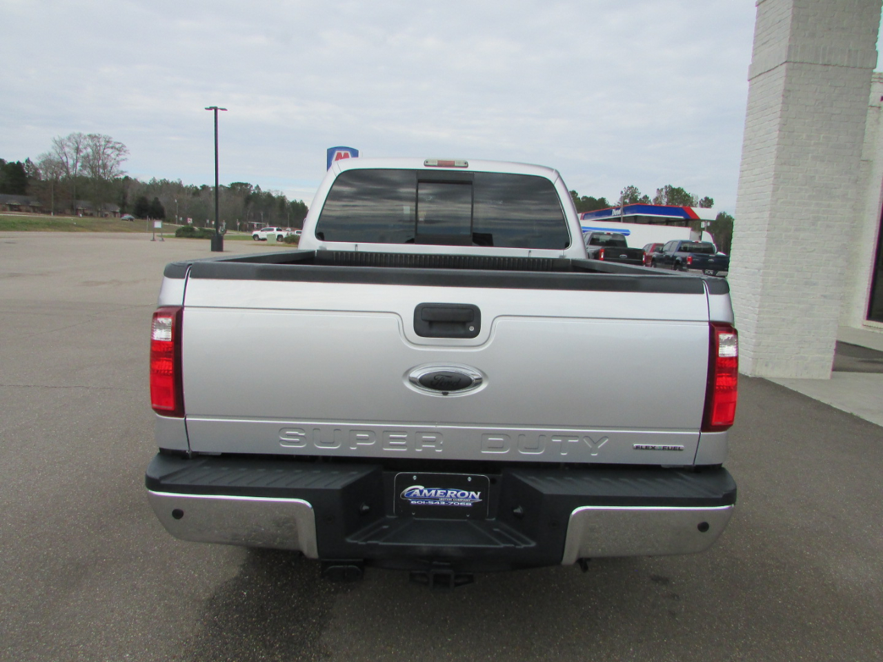 Ford F250SD Lariat Crew Cab 4WD 2016