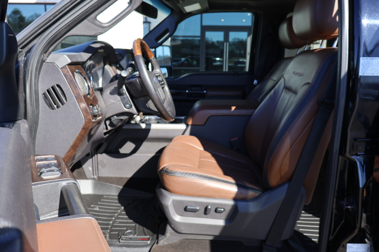 Ford F350SD Platinum Crew Cab 4WD DRW 2016