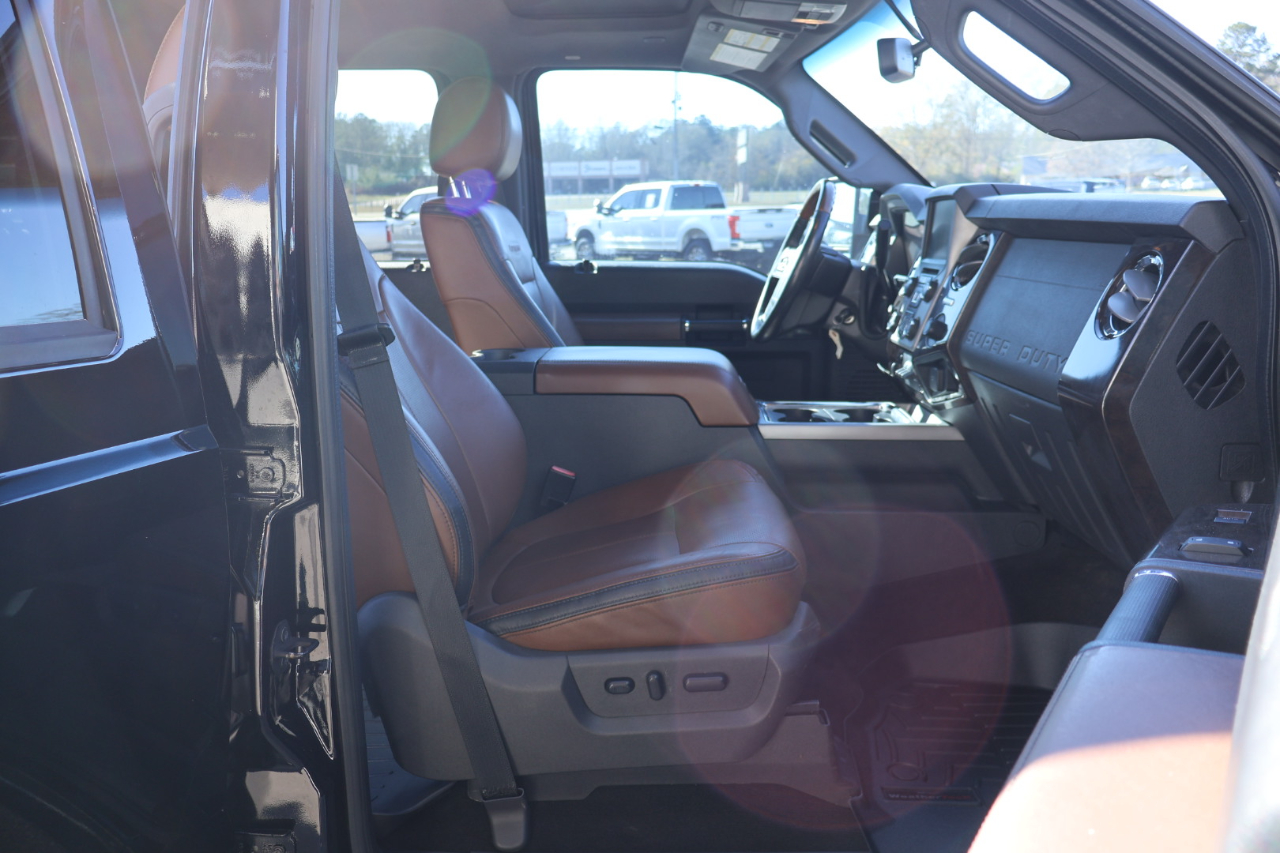 Ford F350SD Platinum Crew Cab 4WD DRW 2016