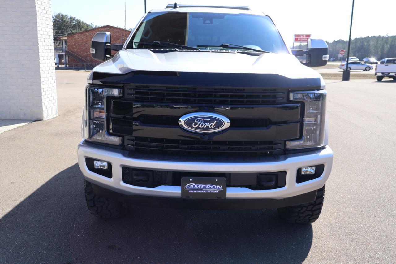 Ford F250SD Lariat Crew Cab 4WD 2019