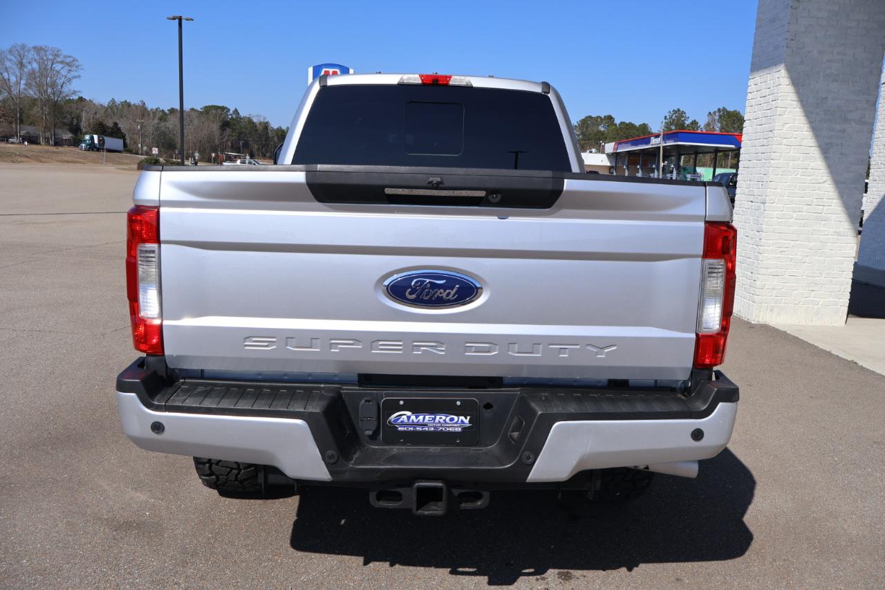 Ford F250SD Lariat Crew Cab 4WD 2019