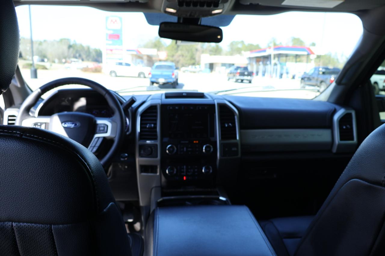 Ford F250SD Lariat Crew Cab 4WD 2019