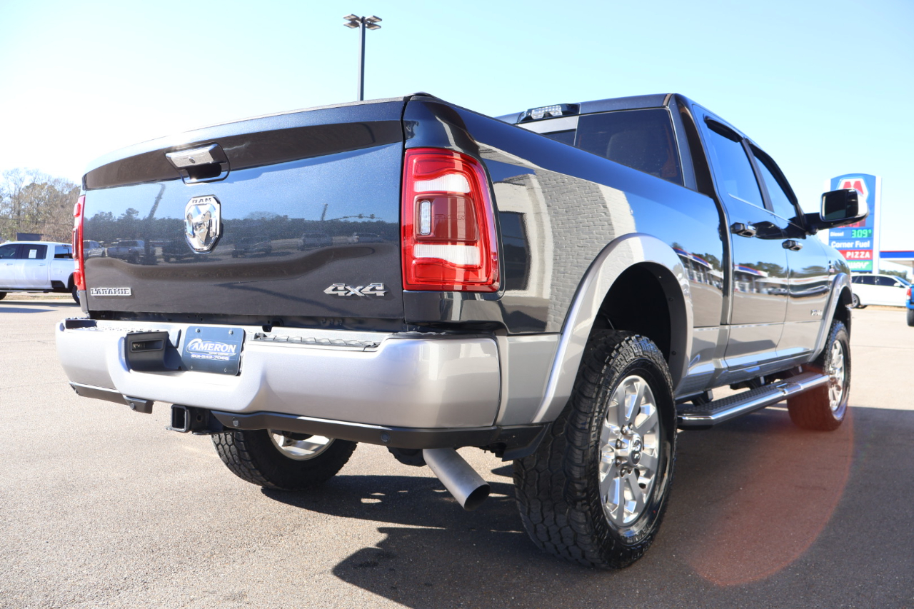RAM 2500 Laramie Crew Cab 4WD 2021