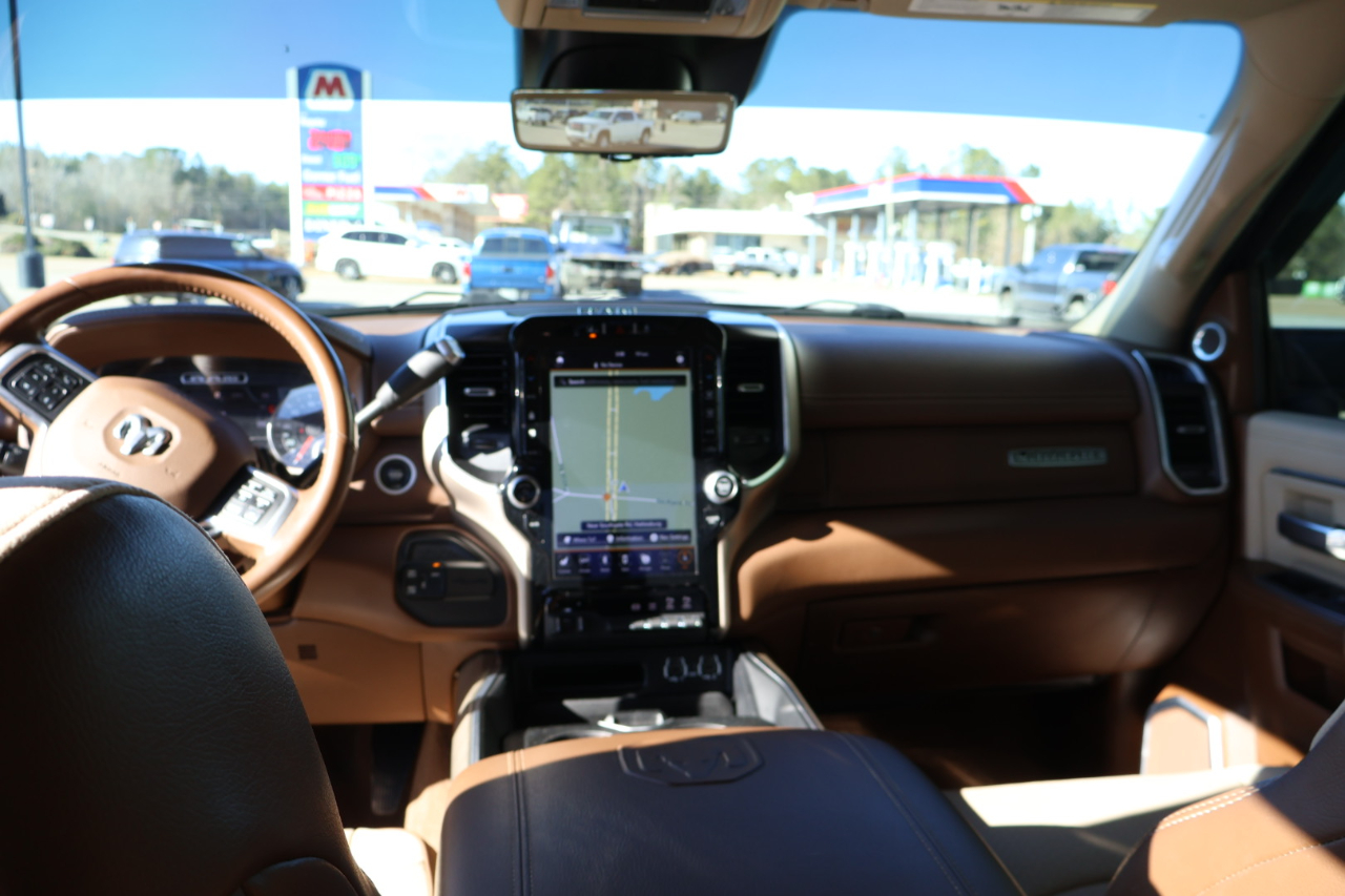 RAM 2500 Laramie Crew Cab 4WD 2021