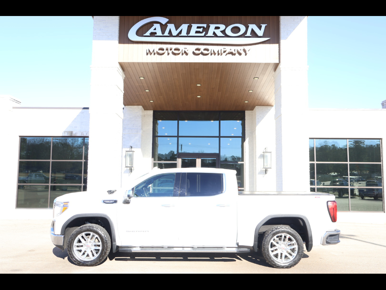 2021 GMC Sierra 1500 4WD Crew Cab 147" SLT
