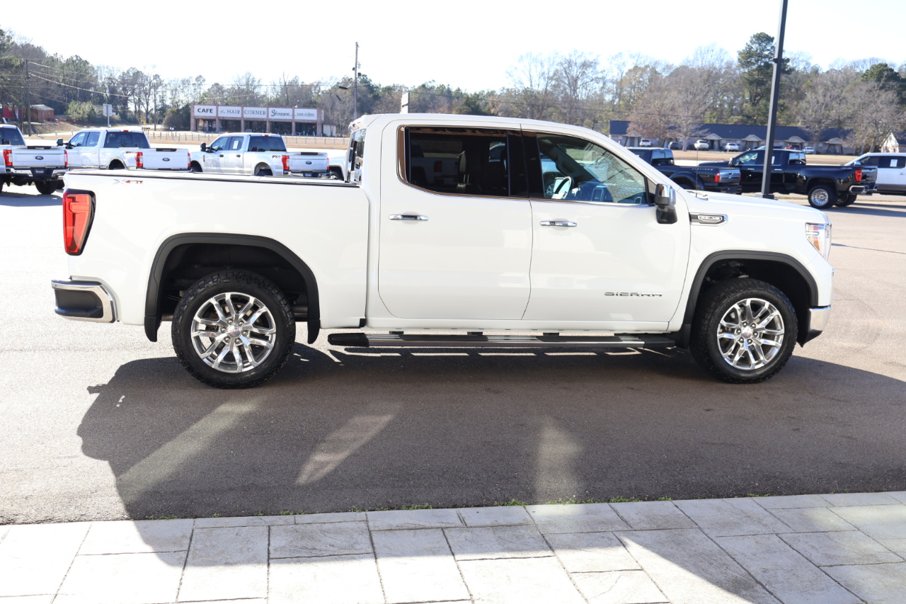GMC Sierra 1500 4WD Crew Cab 147" SLT 2021