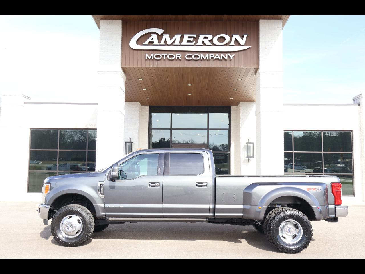 2019 Ford F350SD Lariat Crew Cab 4WD DRW