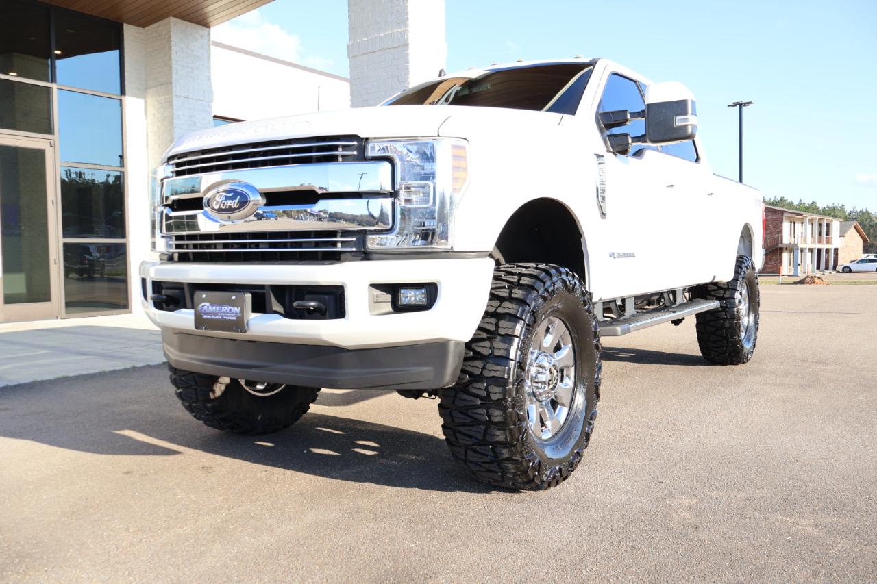 Ford F250SD Lariat Crew Cab 4WD 2019