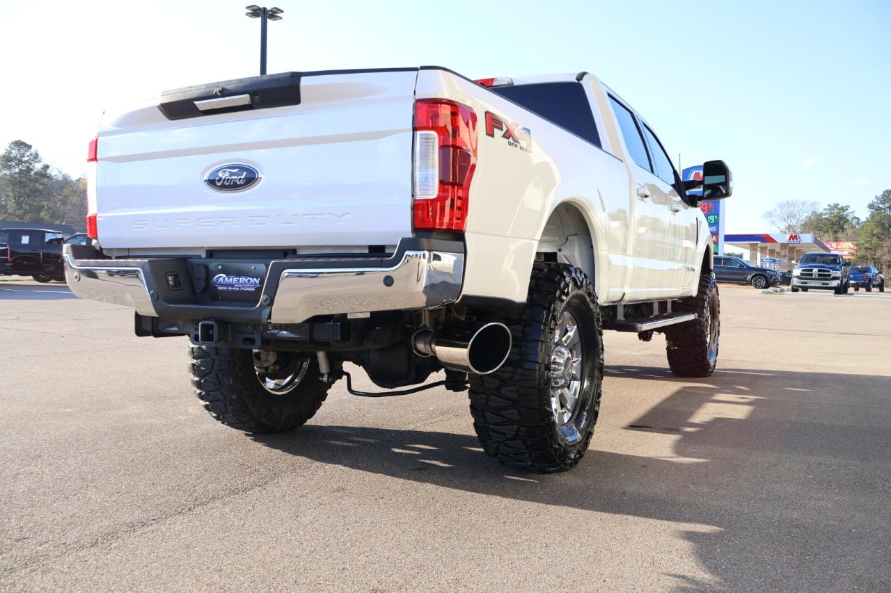 Ford F250SD Lariat Crew Cab 4WD 2019