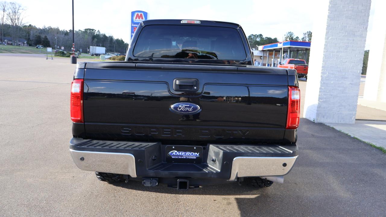 Ford F250SD XLT Crew Cab 4WD 2015