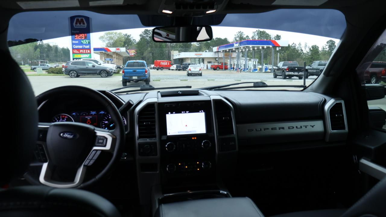 Ford F250SD Lariat Crew Cab 4WD 2019